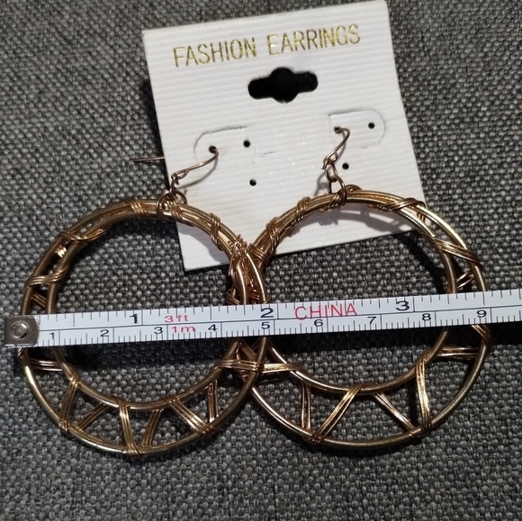 👜$3 - Set of‎ earrings (2 pair) bronze. #105 - Picture 13 of 13